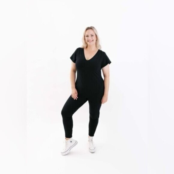 SMASH & TESS SUNDAY ROMPER IN MIDNIGHT BLACK - Size L & M - Picture 1 of 12